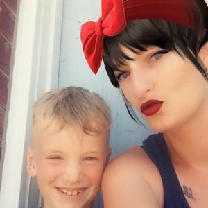 Meet your Posher, Allison